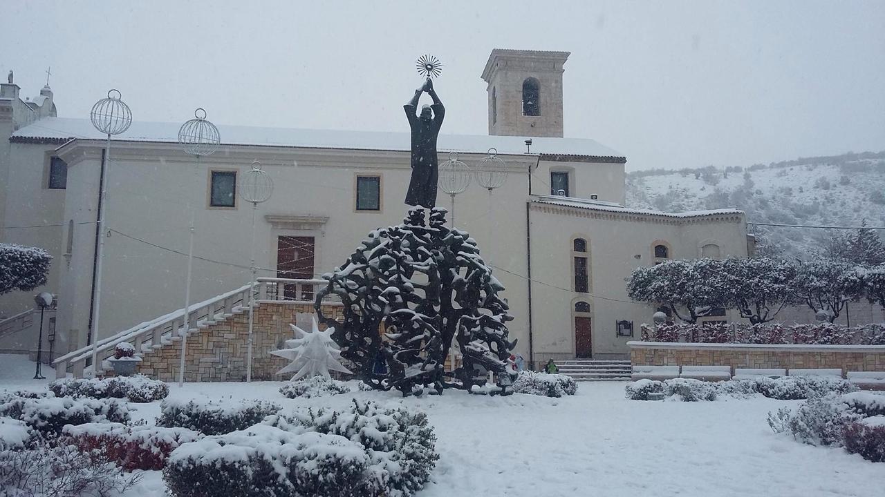 Hotel Di Cosmo San Giovanni Rotondo Zewnętrze zdjęcie
