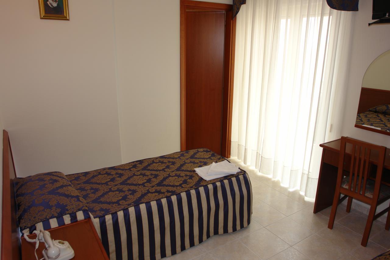 Hotel Di Cosmo San Giovanni Rotondo Zewnętrze zdjęcie