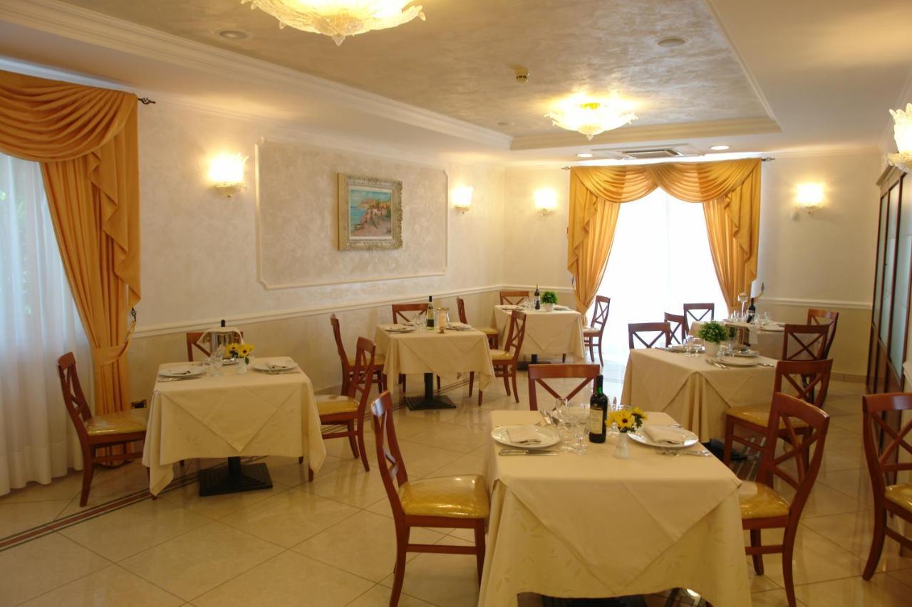 Hotel Di Cosmo San Giovanni Rotondo Zewnętrze zdjęcie