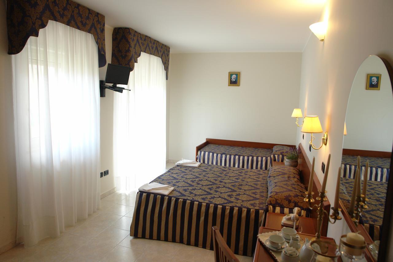 Hotel Di Cosmo San Giovanni Rotondo Zewnętrze zdjęcie